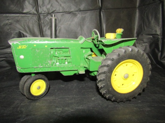 3. 1/16 John Deere 10 Series Tractor, No Box, Has Been Played With