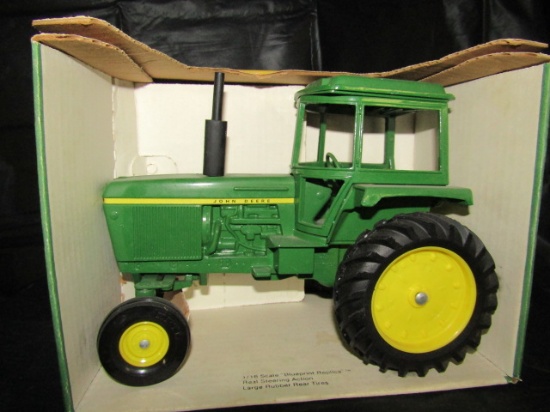8. 1/16 John Deere 30 Series, Generation II Tractor, Yellow Top Box