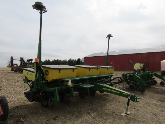 0753. Sharp 2021 John Deere Model 1755 Conservation Vacu-Meter 6 Row X 30 I