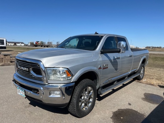 1995. 2016 Ram 2500 Limited Crew Cab Pickup, 4x4, Cummins Diesel, Auto, 8’ Box, Tonneau Cover,