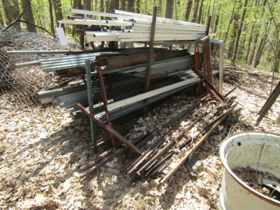 1444. METAL RACK WITH PIPE, MISC. STEEL FENCE POSTS, ALUMINUM TUBING