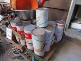 1507. APPROX. 30 PAPER QUARTS OF CONOCO 10-40 OIL