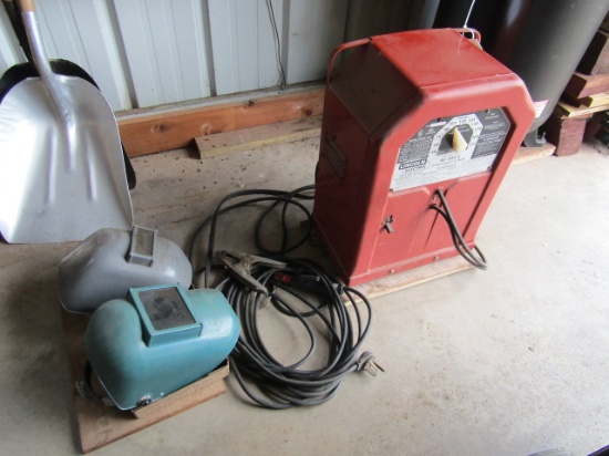 1830. LINCOLN 225 AMP AC STICK WELDER AND HELMETS