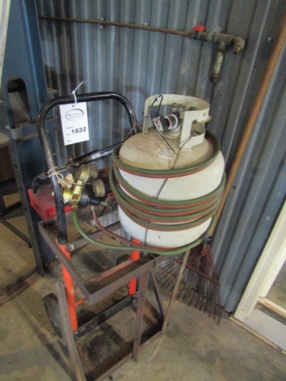 1832. ACETYLENE TORCH SET LP OR ACETYLENE