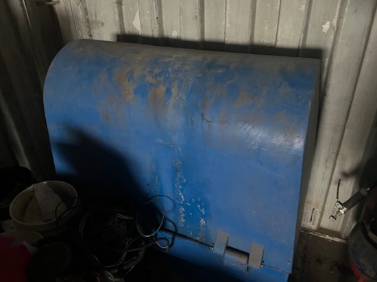 1606-A. POLY DOME CALF WARMER WITH HEATER
