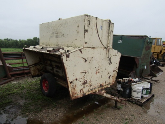 1629. APACHE APPROX. 2 TON PORTABLE CREEP FEEDER, NO TIP DOWNS