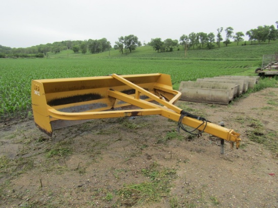 1640. NICE MFS MODEL 3612 12 FT. PULL TYPE BOX SCRAPER, HYDRAULIC ANGLE