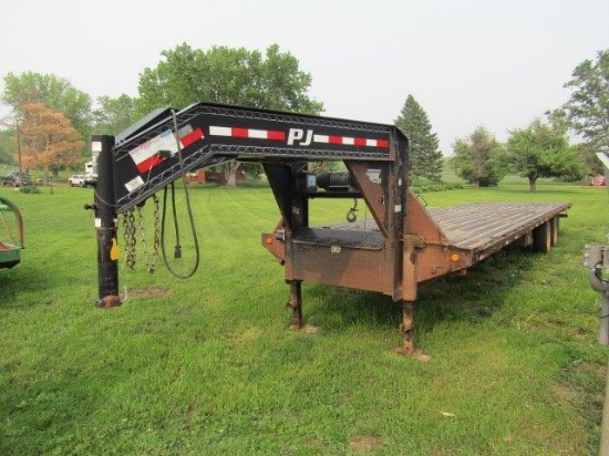 1650. 2014 PJ 36 FT. TANDEM AXLE DUAL WHEEL GOOSE NECK FLAT BED TRAILER, EL