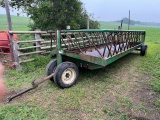 1619. SI 20 FT. TRICYCLE FRONT BUNK FEEDER WAGON