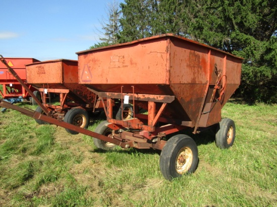 1723. KILLBROS MODEL 350 GRAVITY BOX ON CAMCO 8 TON 4 WHEEL WAGON, EXT. POL