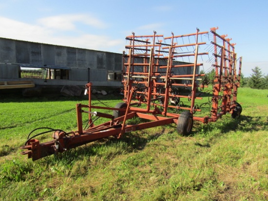 1734. MELROE MODEL 420 – 36 FT. MULTI-WEEDER