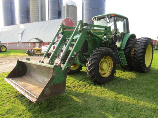 1882. 2005 JOHN DEERE MODEL 7520 MFWD PRE-DEF DIESEL TRACTOR, NEWER 18.4R X