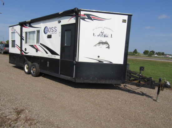 1777. 2017 8’ X 21’V American Surplus Boss Castle Ice Castle Fish House