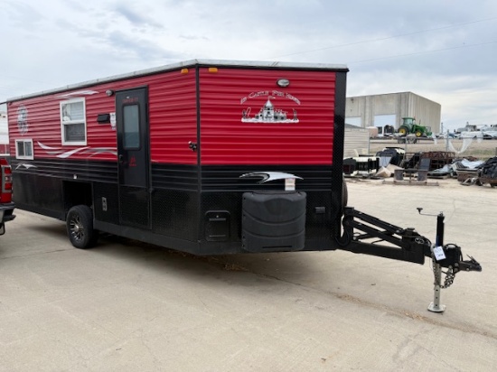 274. 2020 American Surplus Ice Castle Fish House 8’x18’ Trophy Hunter on Valley Single Axle  Frame,