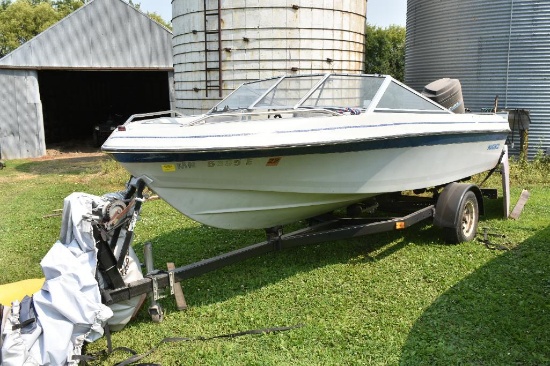1985 16' MARLIN FIBERGLASS BOAT, WALK-THRU, MERCURY 115 HP OUTBOARD MOTOR ON SHOP-BUILT ROLLER