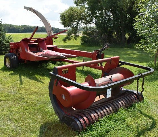 1920. IH MODEL 830 FORAGE HARVESTER, 1000 RPM, SERIAL # 0670012C002122,  2