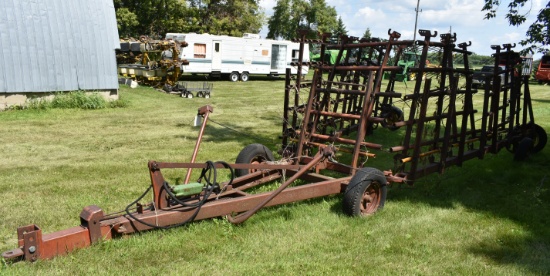 1943. Melroe Fold Back Harrow With Jd Hydraulic Cylinder