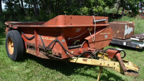 1957. NEW HOLLAND MODEL 513 PTO MANURE SPREADER, NEEDS FLOOR BUT OTHERWISE