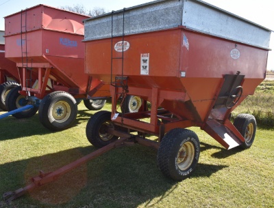 222. Ficklin Model 231 Gravity Box With Extensions On Harms HD Four Wheel