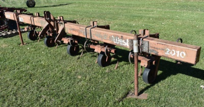 251. Westgo Model 2010 4rw 3 Point Danish Tooth Cultivator