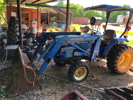 New Holland #TC30 Tractor