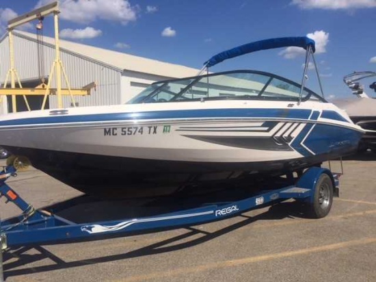 2016 Regal CSX. This boat is located in: Grand Rapids, MI