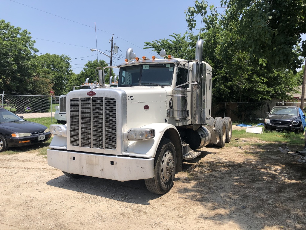 Online Auction of 2017 Semi Trucks