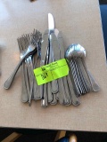 30 piece silverware set 10 of each utensil   *TABLE IS NOT INCLUDED IN THIS LOT*