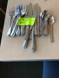 30 piece silverware set 10 of each utensil   *TABLE IS NOT INCLUDED IN THIS LOT*