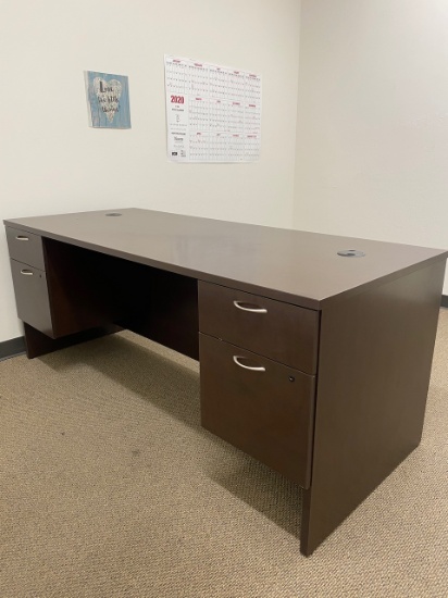 Large 4 Drawer Office Desks