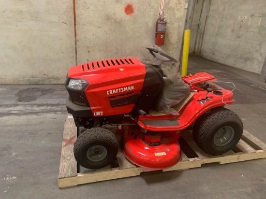 Craftsman T107 Riding lawnmower
