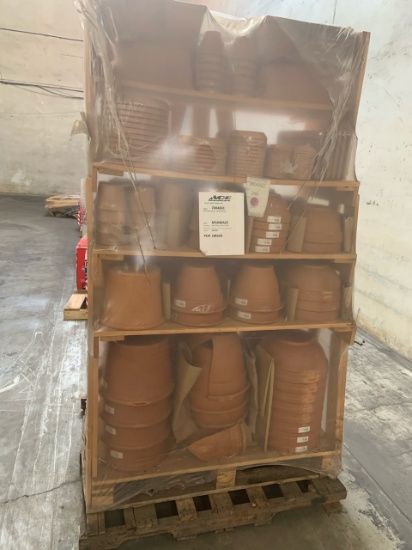 Lot of assorted pottery