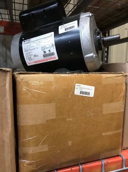 Waseca, MN- Clothing, Power Wash, Tools, & More: Approx. $6,000 at Retail.