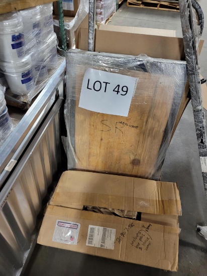 Ames, IA- Merchandise Pallet(s) with approx. $2,100 at Retail of Animal Handling Products
