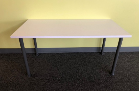 Knoll Standard Desks; White Base w/4 Straight Legs; 60" Long x 29.5" Wide x 28" Tall