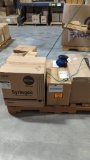 Nevada, MO- New Merchandise Lot: Animal Care & Animal Handling Products