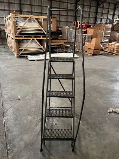 5 step Rolling Ladder