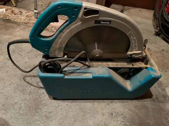 Makita 16-516" Circular Saw