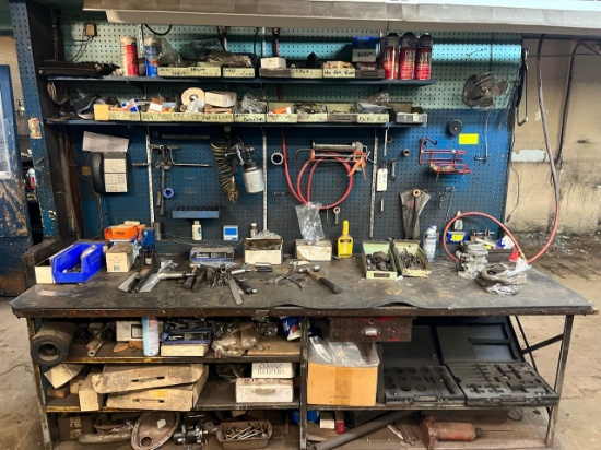 Bench with: Freeze Plugs, Taps, Die(s),ToolingÉAir Sprayer Paint, Machine Cutters