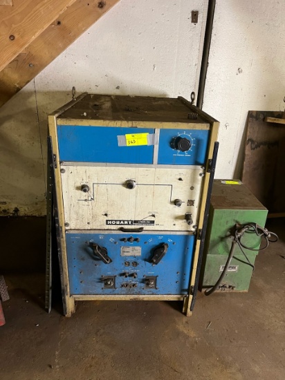 "Hobart: Welder