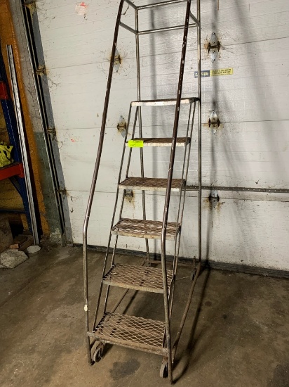 Slim Rolling Ladder