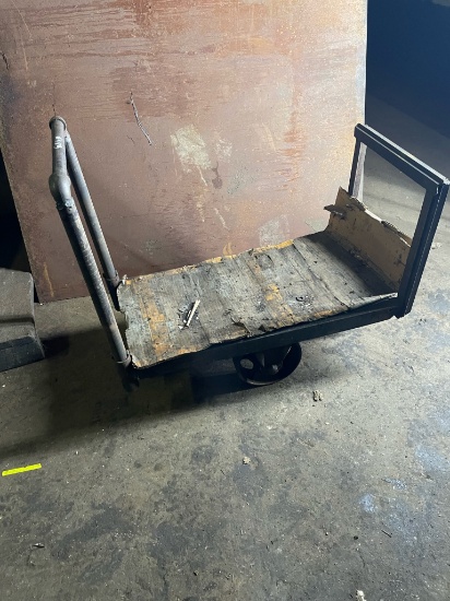 Small U cart
