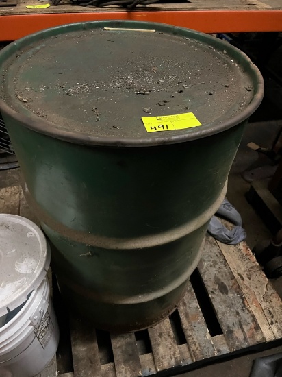 Industrial Spray Washer Compound 55 Gallon (unopened), 5 Gallon (As seen in picture)