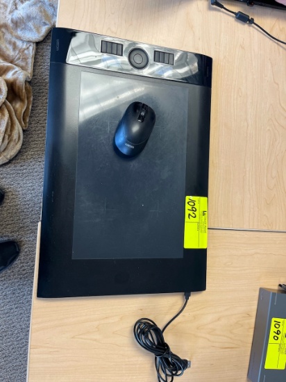 Loc: 12.6.  Intuos Wacom Model PTK-840