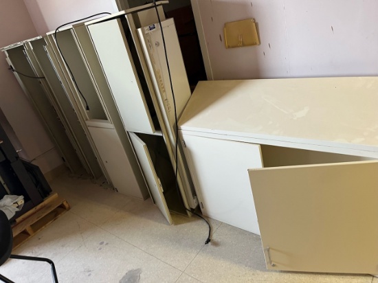 Loc: 12.5. Lot of (5) Asst'd Metal Wall Cabinets