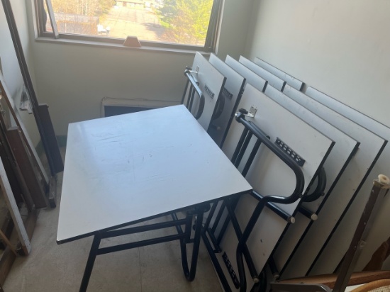 Loc: 12.5. Lot of (10) Art Desks