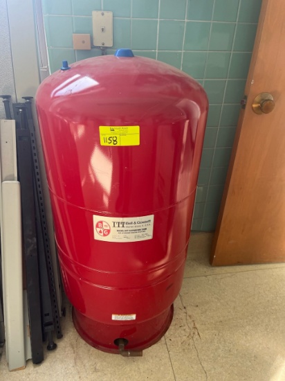 Loc: 12.5. ITT Bell & Gossett Model HFT Expansion Tank