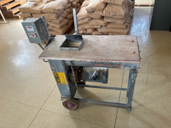 Loc: 12.5. Mixer with Dayton Motor and Stainless Steel Auger