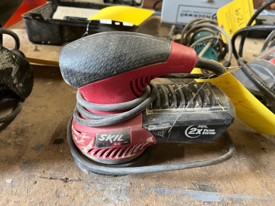 Loc: 3 Maint.  Skil Orbital Sander Model 7490