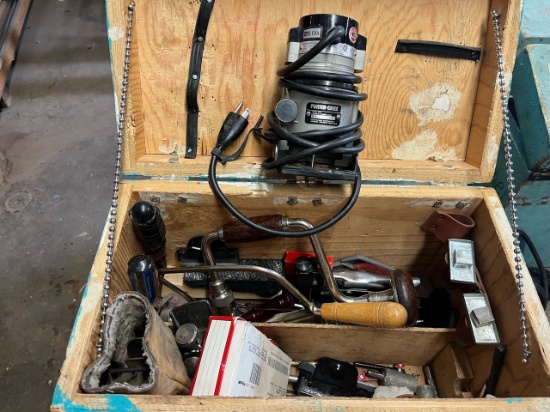 Loc: 3 Maint.  Porter Cable Router w/Asst'd Hand Tools